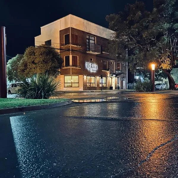 Hotel Tykua，位于瓜莱瓜伊丘的酒店