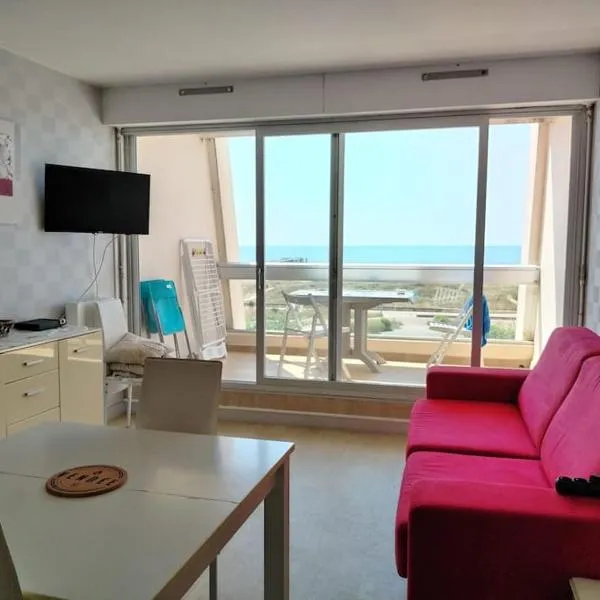 Appartement vue mer 4 personnes，位于Les Bains的酒店