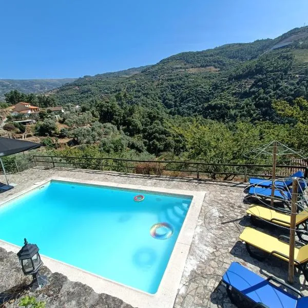 Quinta do Castelo - Pool and Fast Wifi，位于Frende的酒店