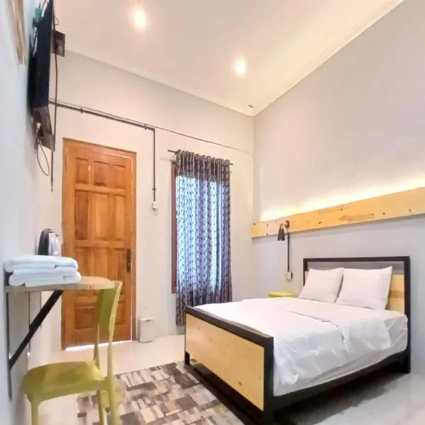 Kenewae Living Near Alun-alun Wonosari Mitra RedDoorz，位于Mulo的酒店