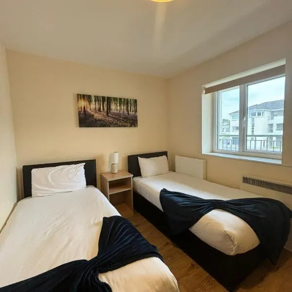 Four Bedroom Apartment Athlone，位于Creggan的酒店