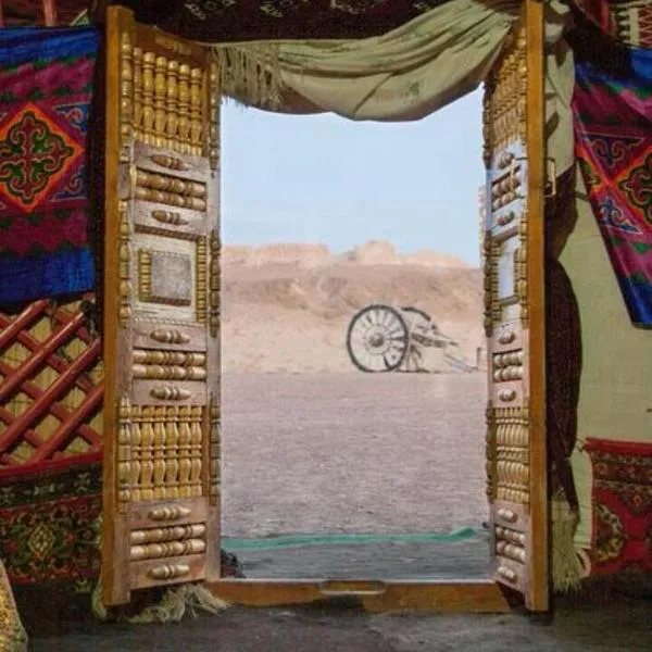 Ayazkala yurt camp,位于Bŭston的酒店