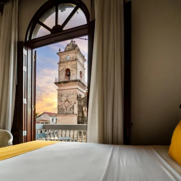 雷亚尔梅赛德酒店，位于格拉纳达的酒店