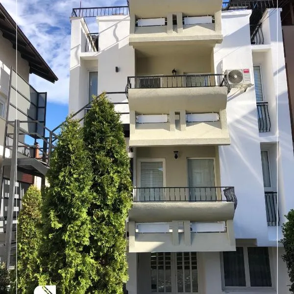 Sky Hostel，位于佩奇的酒店