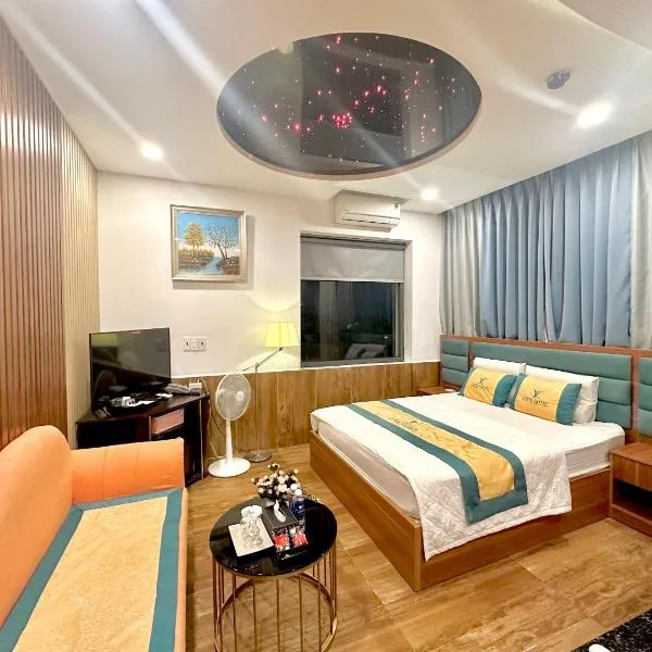 Love Hotel Hóc Môn，位于胡志明市的酒店