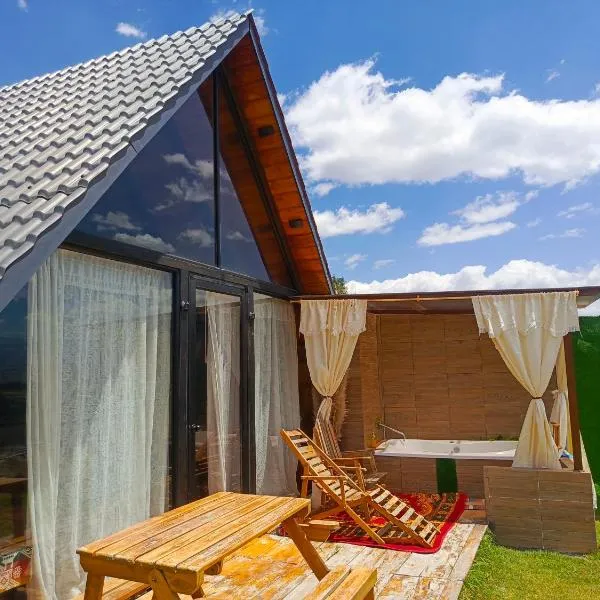 Alpina Glamping con jacuzzi en Latacunga，位于Saquisilí的酒店