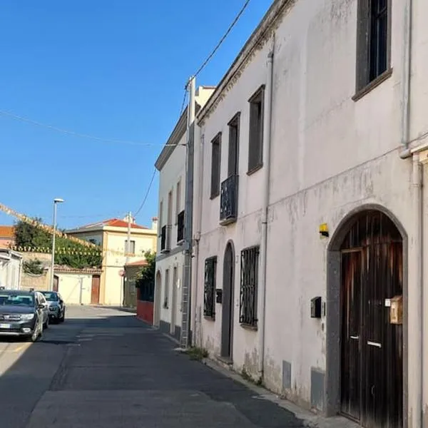 Un luogo sospeso nel tempo，位于Solanas的酒店