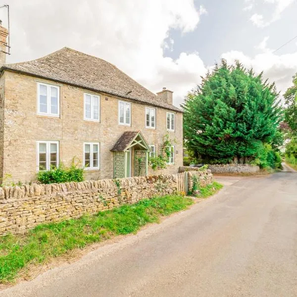Farmhouse Retreat, 4 Bed, Pet Friendly，位于Long Hanborough的酒店