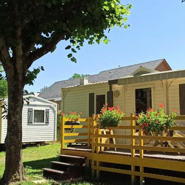Camping LES VIGNES，位于Castillon-en-Couserans的酒店