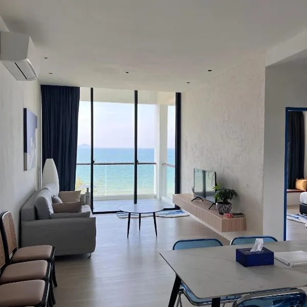 Santorineo Sematan 2 Bedroom Suite，位于Sematan的酒店