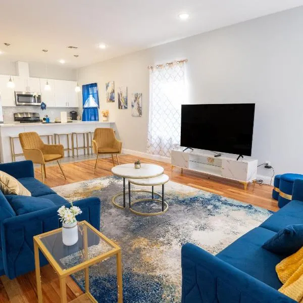 4 New Apts - 3 Bed Apt 1st Floor & 3 Bed Apt 2nd Floor - 1 Bed Studio Apt Ground Floor & 1 Bed Studio Apt Ground Floor near Penn Station EWR Airport Beth Israel Hospital Manhattan NYC，位于东奥兰治的酒店