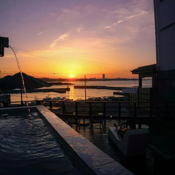 Ryokan KINOSUKE hotel きの助 日間賀島 島のサウナ Himaka Island，位于南知多的酒店