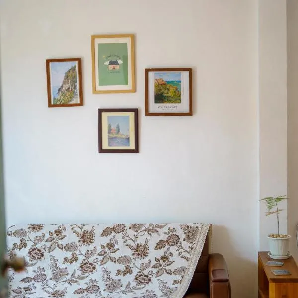 Ta Kaew Hostel ตาแก้ว โฮสเทล，位于南府的酒店