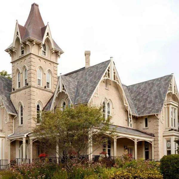 Elm Hurst Inn & Spa，位于Ingersoll的酒店