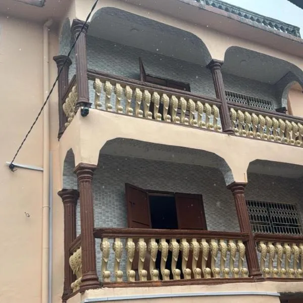Debora Guest House，位于弗里敦的酒店