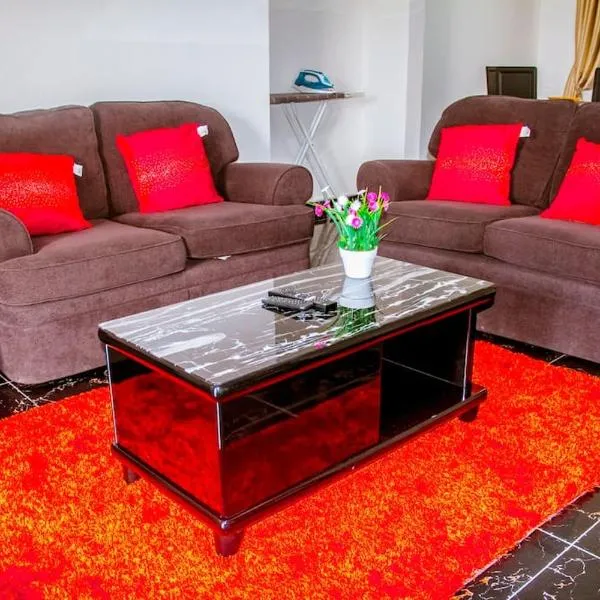 Vienama Residence 2 mins drive to Labadi Beach，位于阿克拉的酒店