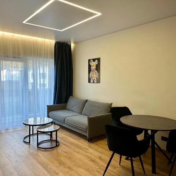 Jaukus butas 2 kambariu girioje，位于考纳斯的酒店