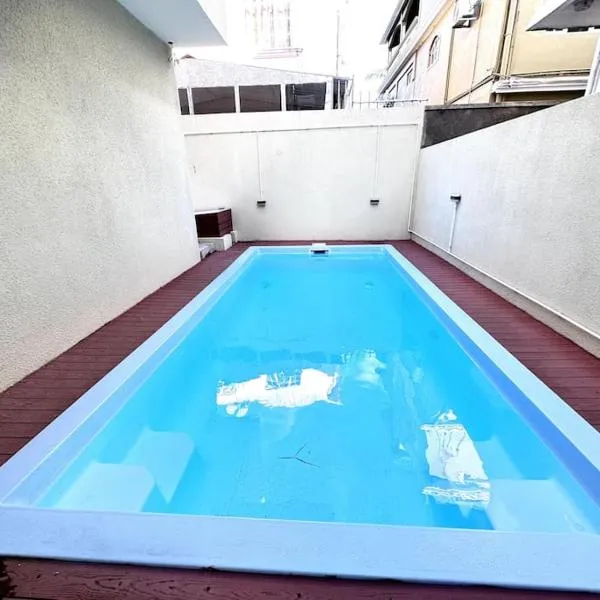 Cosy & Spacious 3 bedroom condo Flic en Flac，位于弗利康弗拉克的酒店
