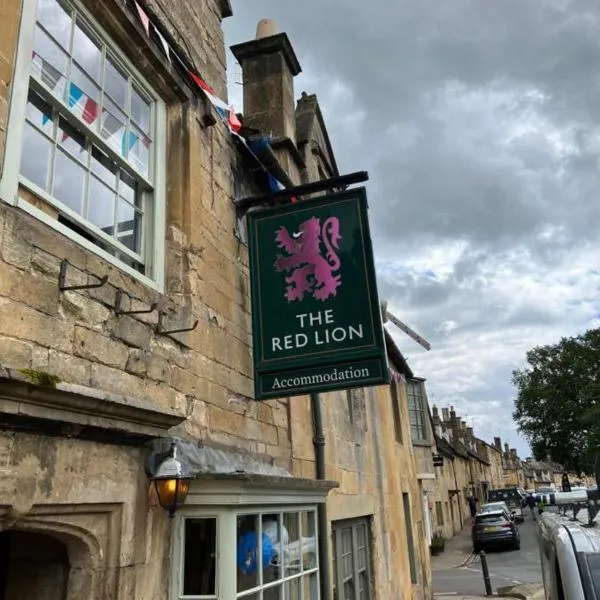 The Red lion，位于Gloucestershire的酒店