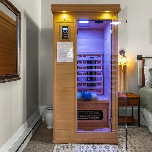 Beautiful Mountain Views in Iconic Building，位于莱德维尔的酒店