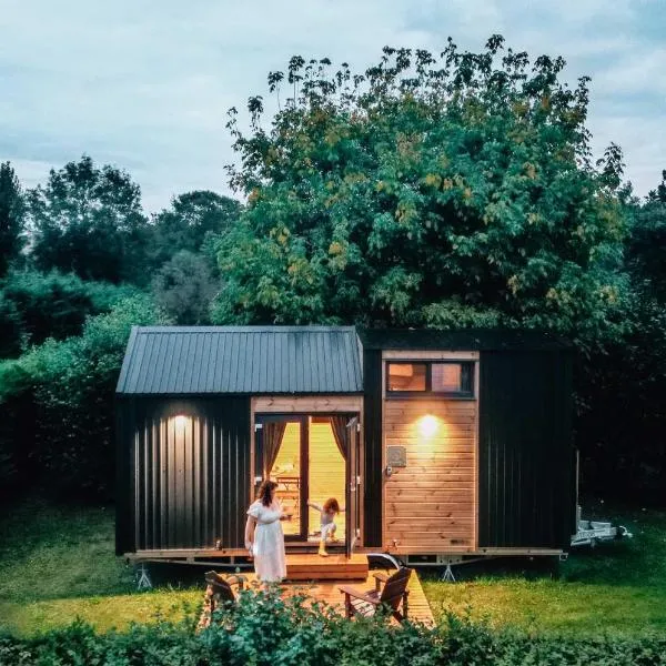Garden Home by Tiny Away，位于Bessé-sur-Braye的酒店