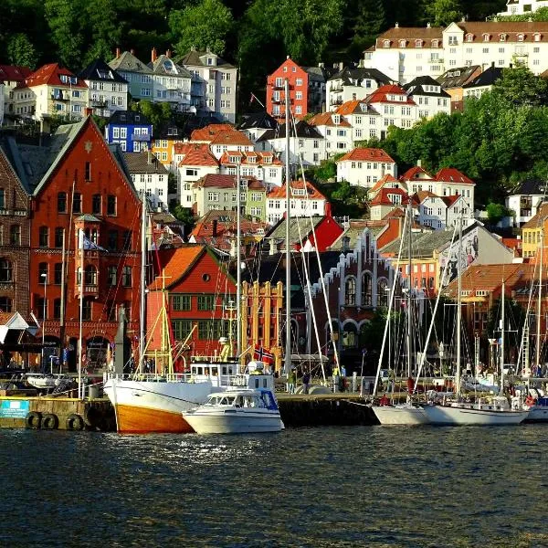 Home Hotel Bryggen，位于卑尔根的酒店