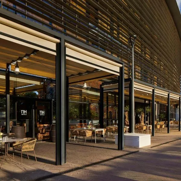 NH塞维利亚艾玛斯广场酒店，位于塞维利亚的酒店