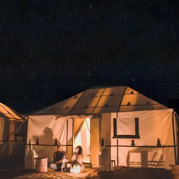 Merzouga Sahara Nights camp & desert activities，位于梅尔祖卡的酒店