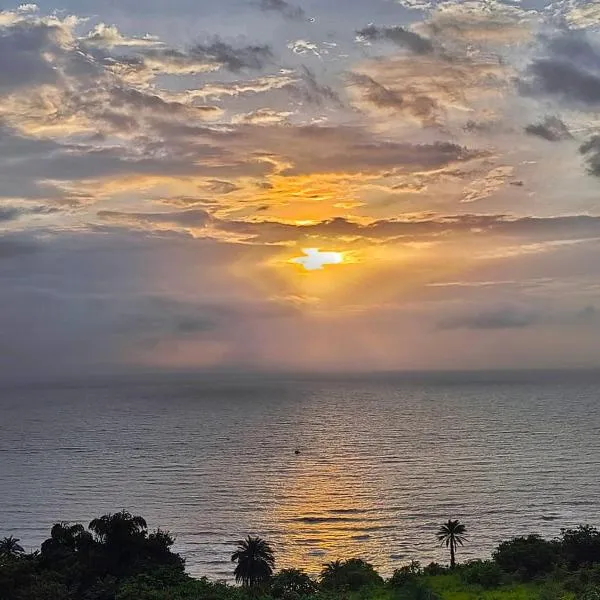 Panorama Seascape，位于Harnai的酒店