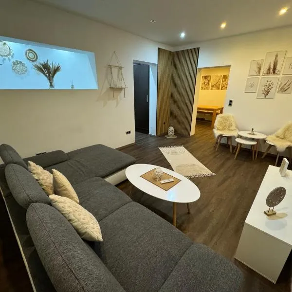 Ferienwohnung im BOHO Stil nähe Salzburg，位于弗赖拉辛的酒店