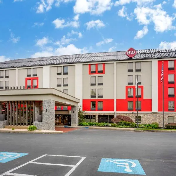 Best Western Plus Heritage Rail Inn & Suites，位于约克的酒店