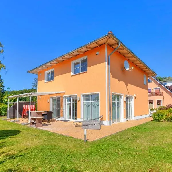 Ferienhaus Meinholdstraße mit eigener Sauna, Kamin, 4 Schlafzimmern ca 500m vom Ostseestrand，位于科瑟罗的酒店