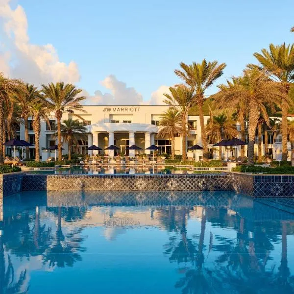 JW Marriott St Maarten Beach Resort & Spa，位于黎明海滩的酒店