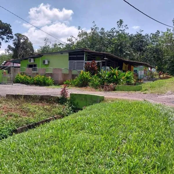 CHALET WARISAN SINERGI，位于Lubuk Cina的酒店