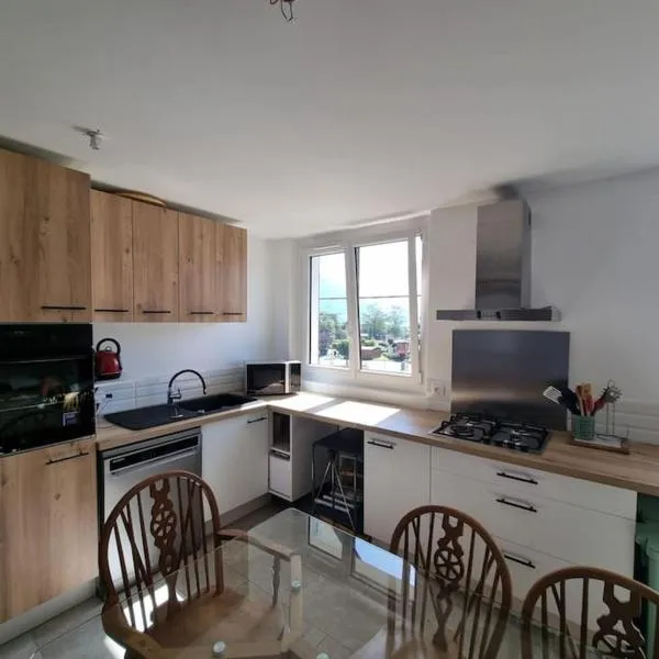 Appartement de la Villa du port，位于塞夫里耶的酒店