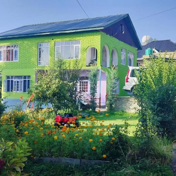 Elizabeth paying guest house Tangmarg gulmarg，位于古尔马尔格的酒店