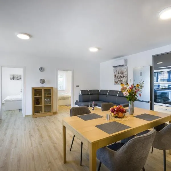 Apartmány U Betléma，位于赫林斯科的酒店