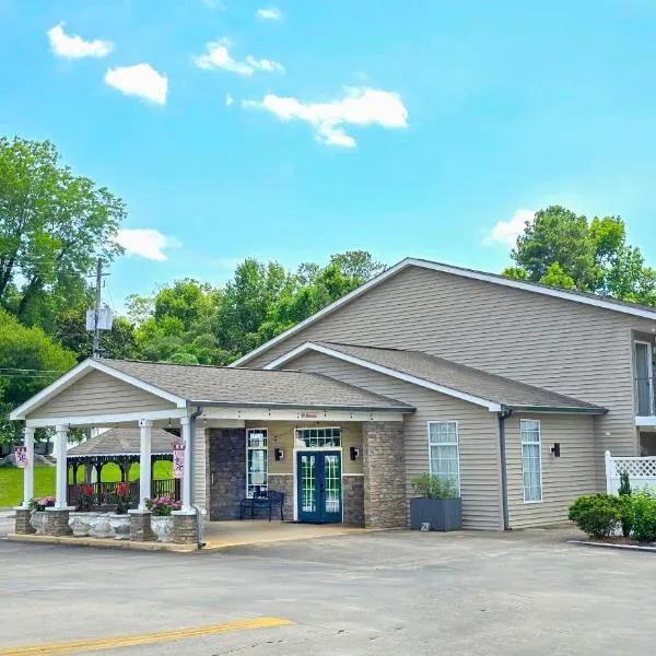梅里韦瑟江山旅馆，位于Warm Springs的酒店