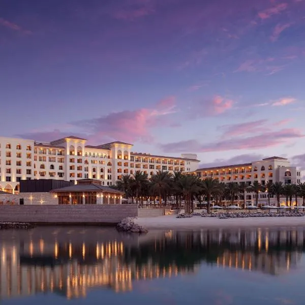 The Westin Saraya Aqaba Resort & Spa，位于亚喀巴的酒店
