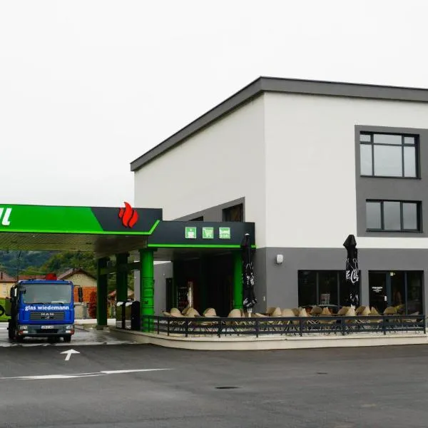 IB Oil doo Restoran s prenoćištem，位于察津的酒店