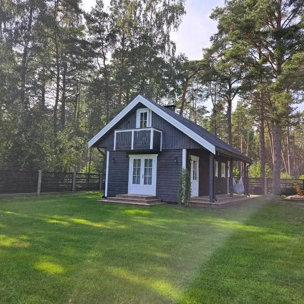 Kolkas pirtsmāja Piekrastes，位于科尔卡的酒店