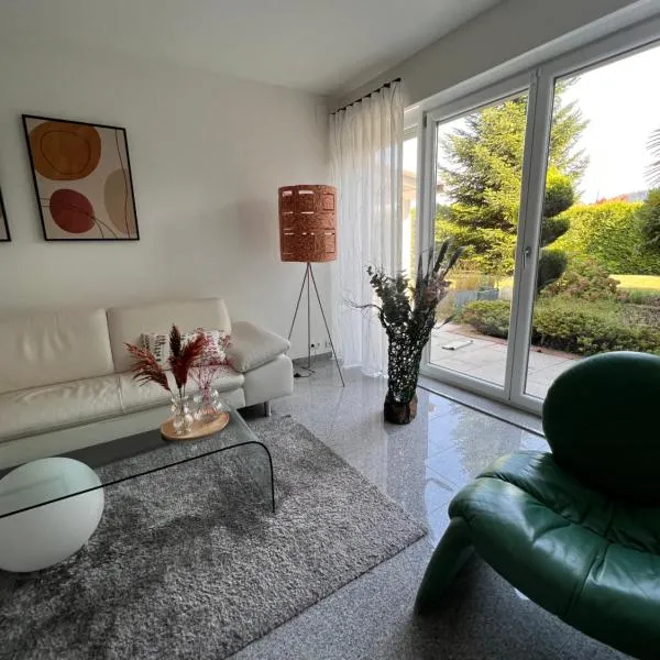 Villa GiNa Apartement，位于阿尔布鲁克的酒店