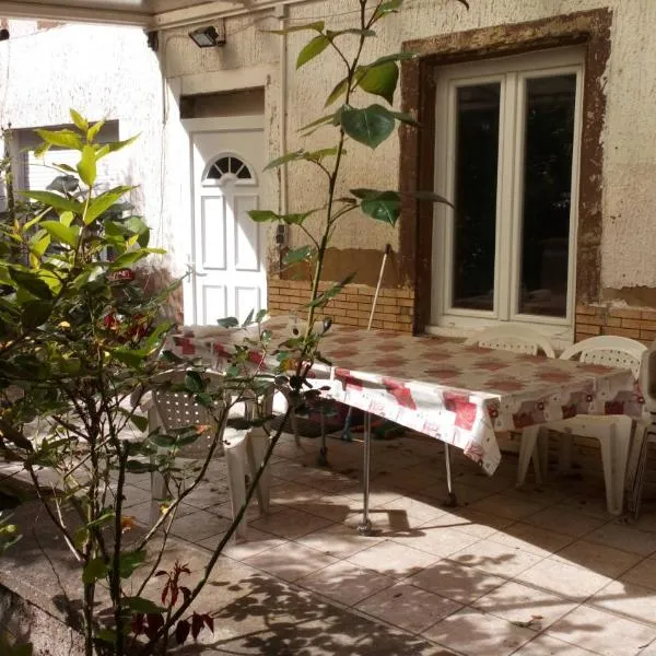 Josie's Cozy Home，位于Boulay - Moselle的酒店