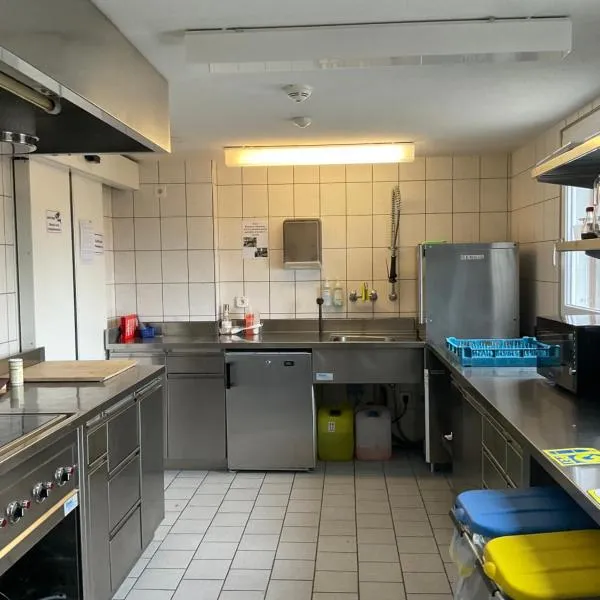 10 - Gästehaus Erika - Hundwil - Appenzellerland，位于Hundwil的酒店