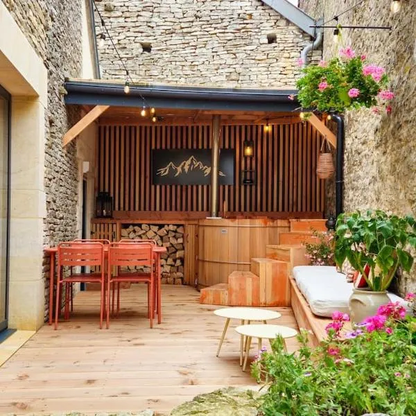 Gite romantique avec spa en Bourgogne，位于Sacquenay的酒店