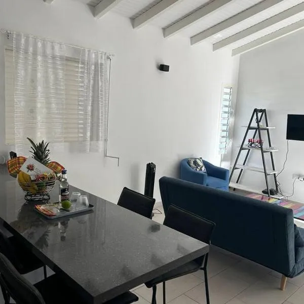 Villa Pavé Luc-Sa，位于萨莱比梅的酒店