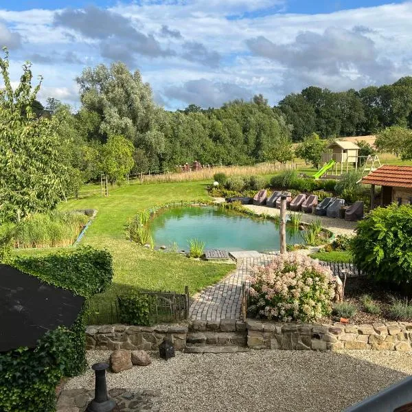 Kuhlmanns Hof，位于弗洛托的酒店