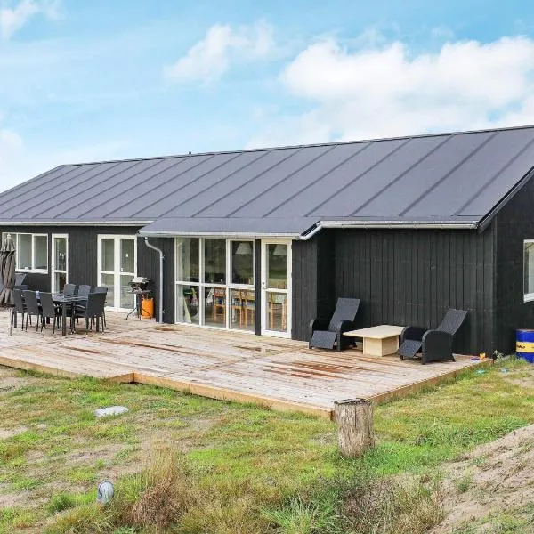 8 person holiday home in Jerup，位于耶鲁普的酒店