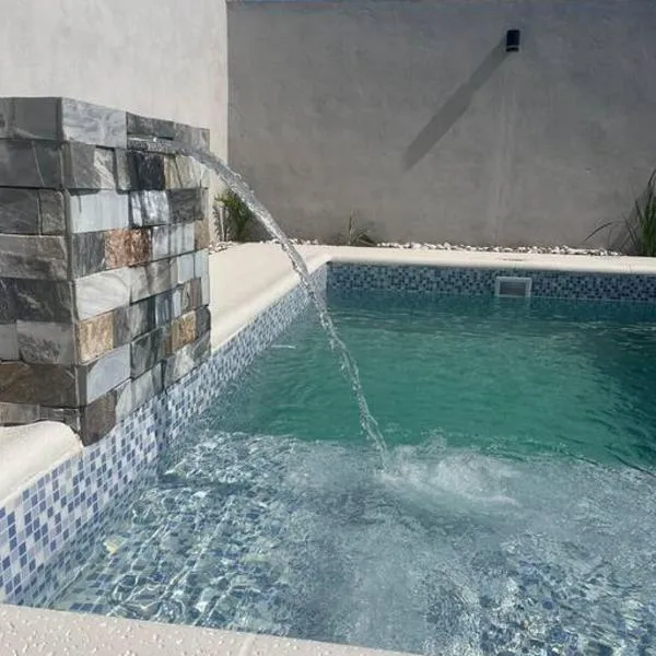 Casa con Piscina Posadas Misiones，位于Garupá的酒店