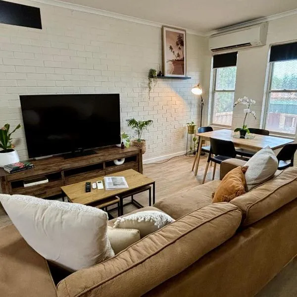 Stylish 3 Bedroom Apartment - South Hedland，位于南黑德兰的酒店